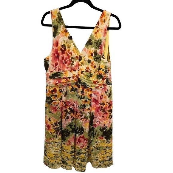 Avenue Floral V-Neck Faux Wrap Fully Lined Sleeveless Dress Size 16 - Picture 2 of 6